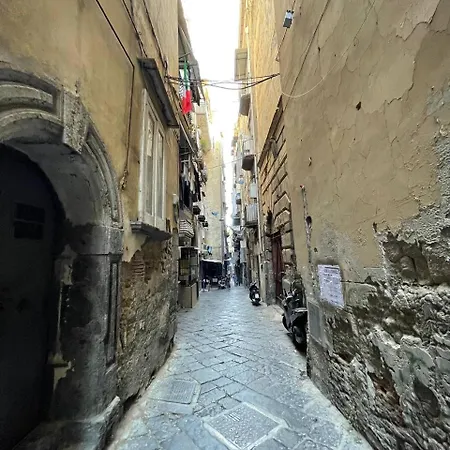 Np Spaccanapoli Νάπολη