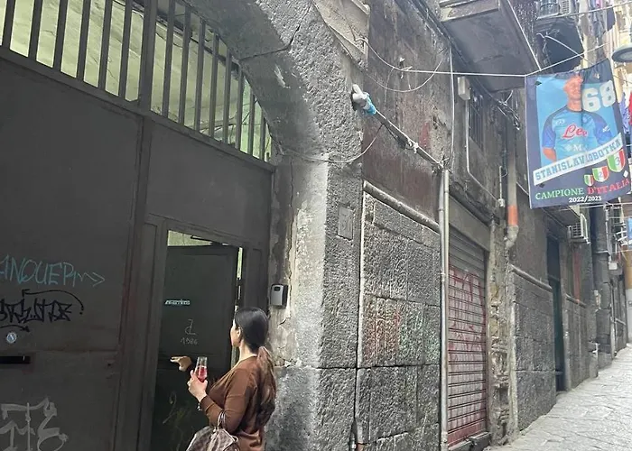 Np Spaccanapoli Pensión 4*