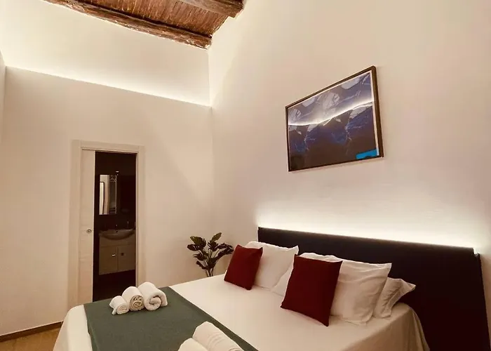 Np Spaccanapoli Pensión