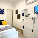 Np Spaccanapoli Naples