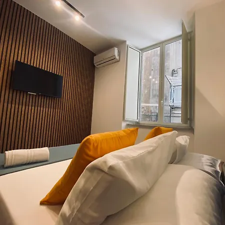 Np Spaccanapoli Guest house Naples